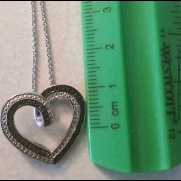 New sterling silver black & white diamond accent heart necklace - Picture 5 of 8